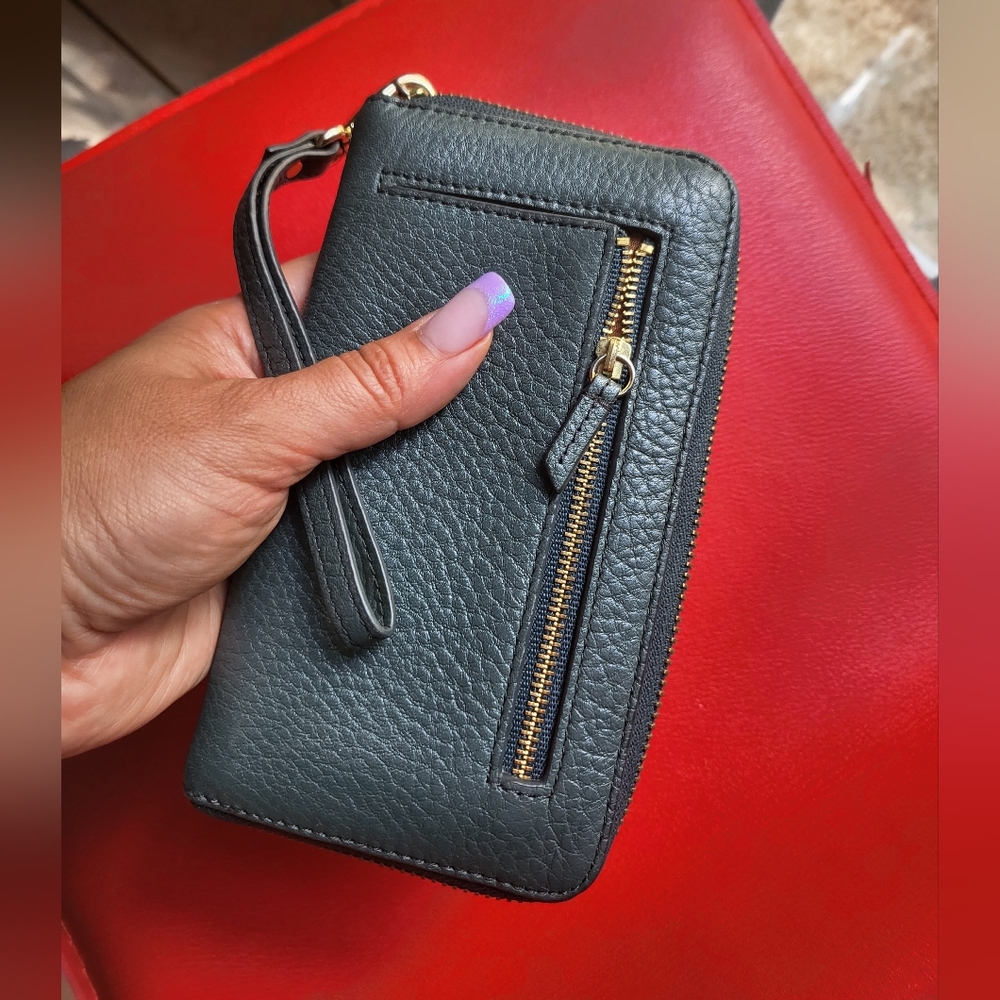 Fossil Wristlet Wallet - image 2